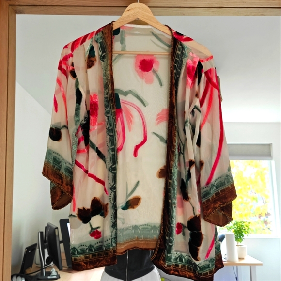 Velvetcocos short burnout jacket - Picture 3 of 6